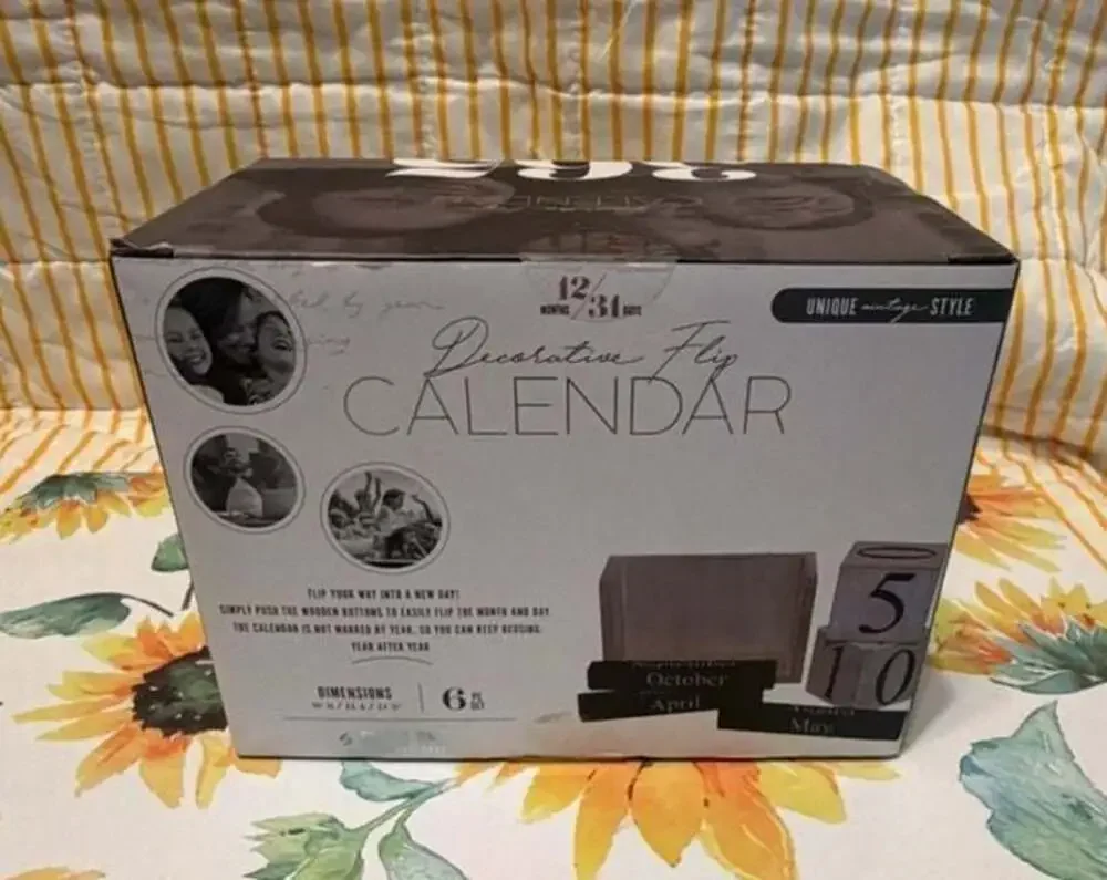 Silver One 365 Decorative Flip Calendar Wooden Block Set
